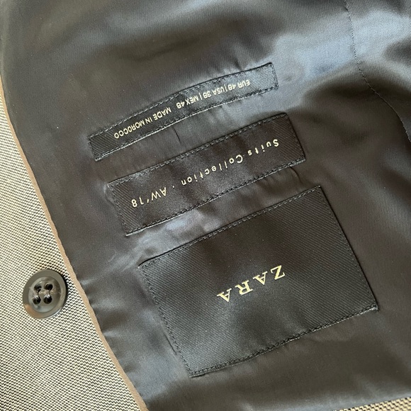 Zara Men's Grey Double-Breasted Suit Jacket - Picture 4 of 8